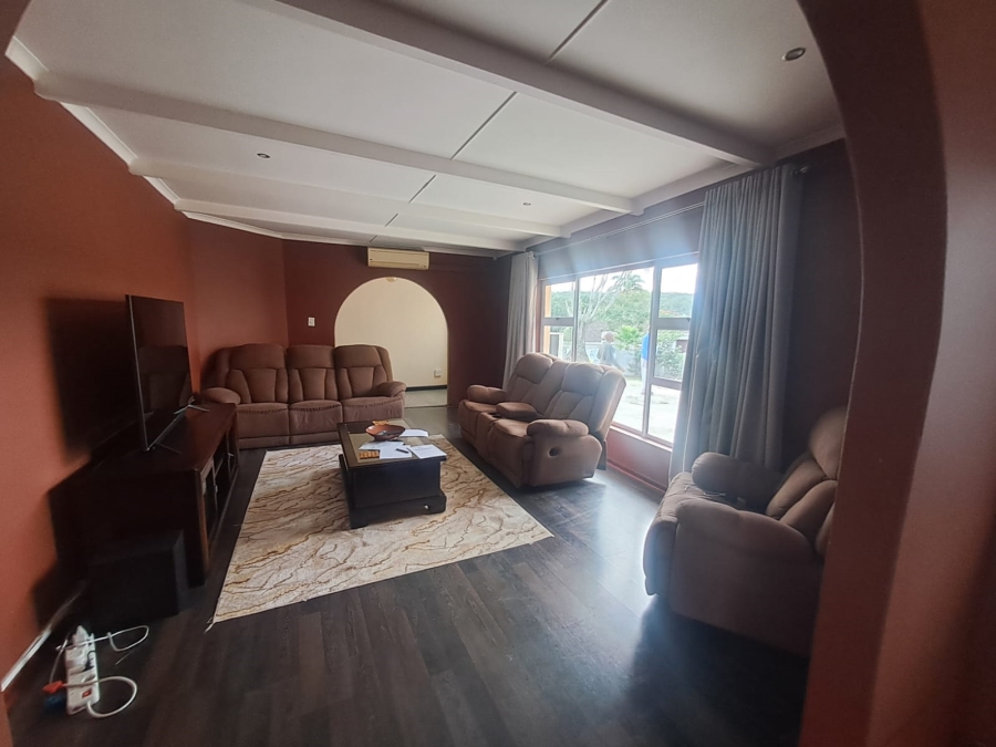 5 Bedroom Property for Sale in Beacon Bay North Eastern Cape